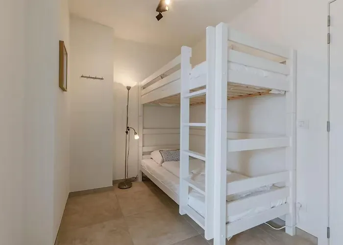 Ruime, Luxe Duplex Penthouse Met 3 Slaapkamer *