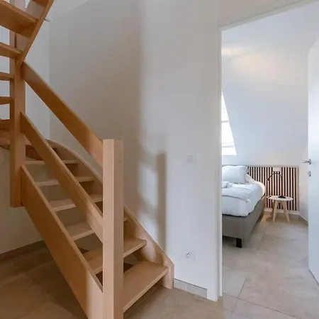 Ruime, Luxe Duplex Penthouse Met 3 Slaapkamer Appartement