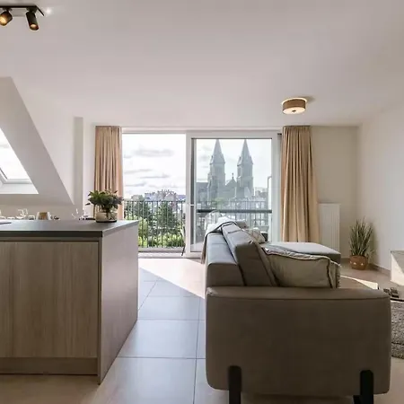 Ruime, Luxe Duplex Penthouse Met 3 Slaapkamer Appartement