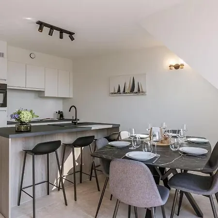 Apartamento Ruime, Luxe Duplex Penthouse Met 3 Slaapkamer *
